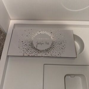 Morphe Jaclyn Hill Ring The Alarm - Vault collection - discontinued (Never used)